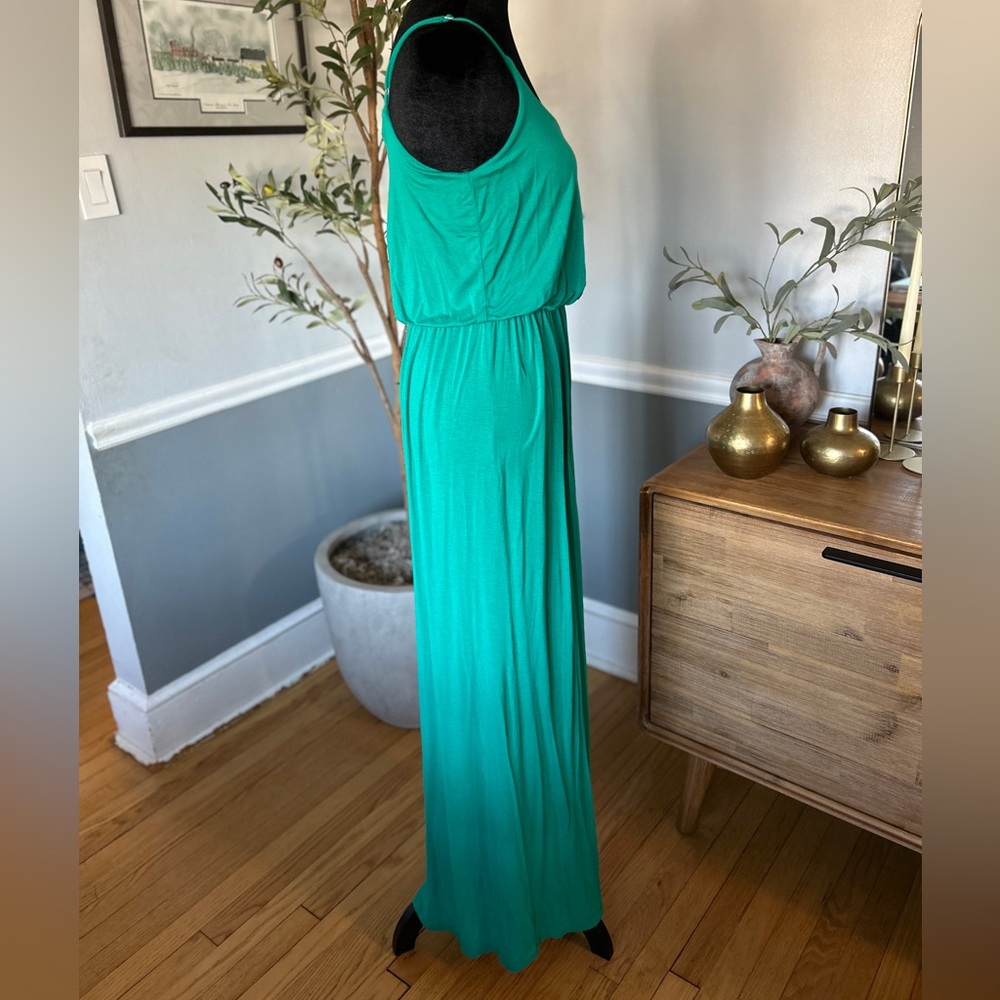 Lush Knit Maxi Dress - Picture 4 of 7